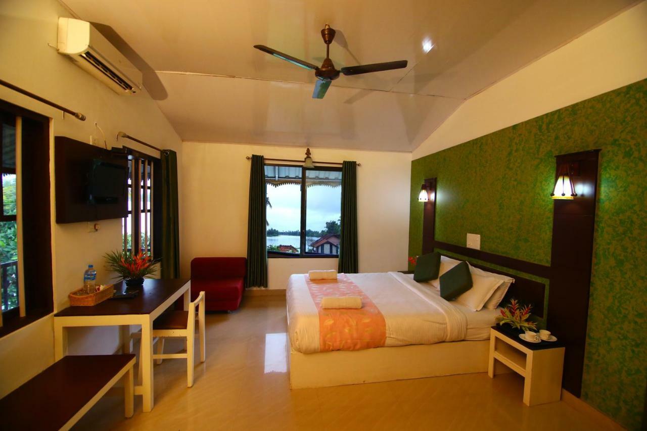 Alappuzha Green Palace Ayurveda Resort, Alleppey מראה חיצוני תמונה