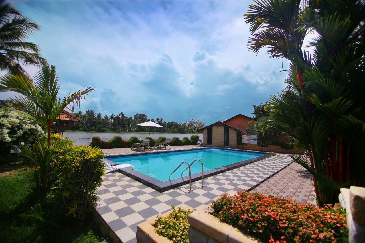Alappuzha Green Palace Ayurveda Resort, Alleppey מראה חיצוני תמונה