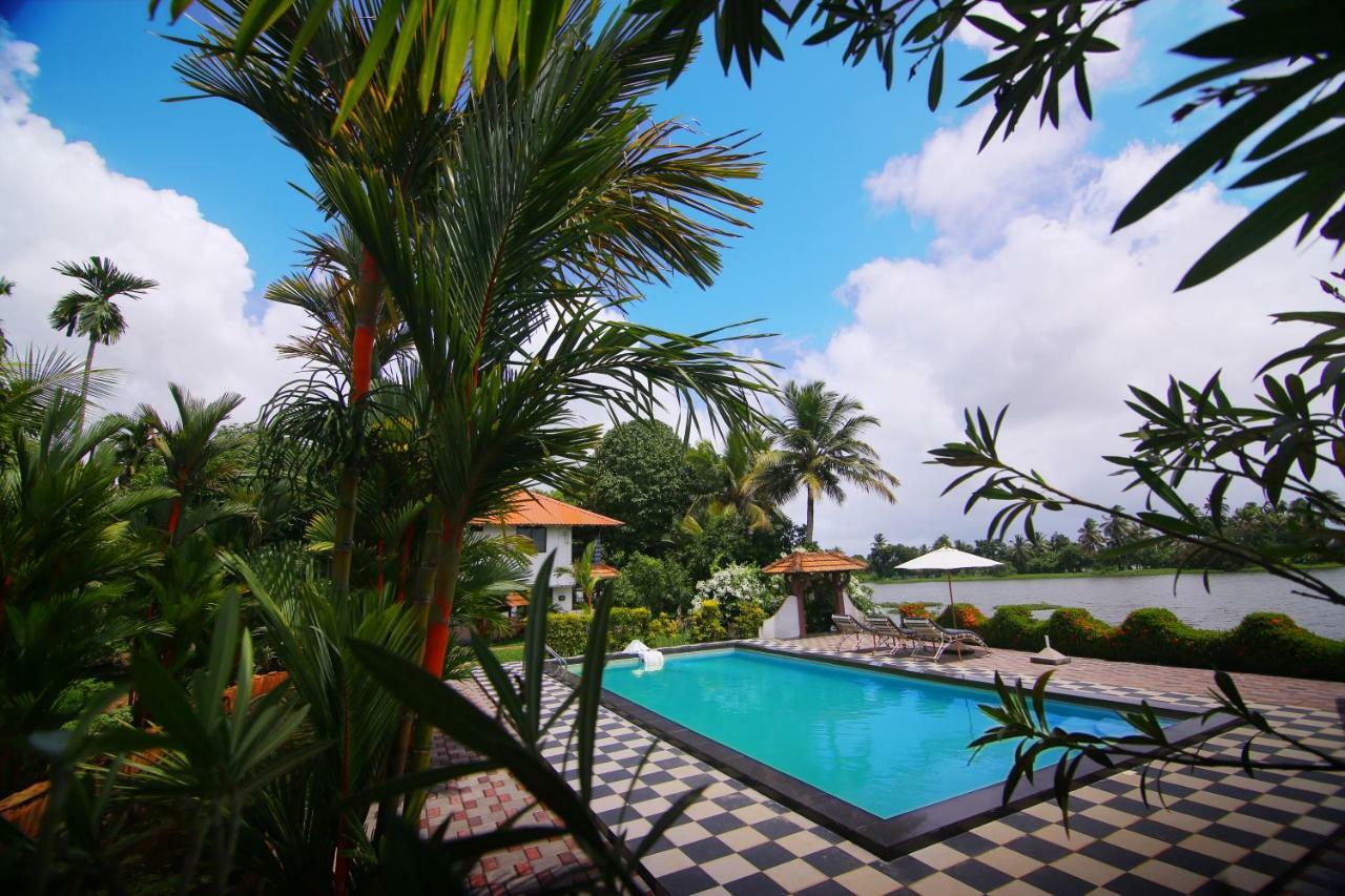 Alappuzha Green Palace Ayurveda Resort, Alleppey מראה חיצוני תמונה