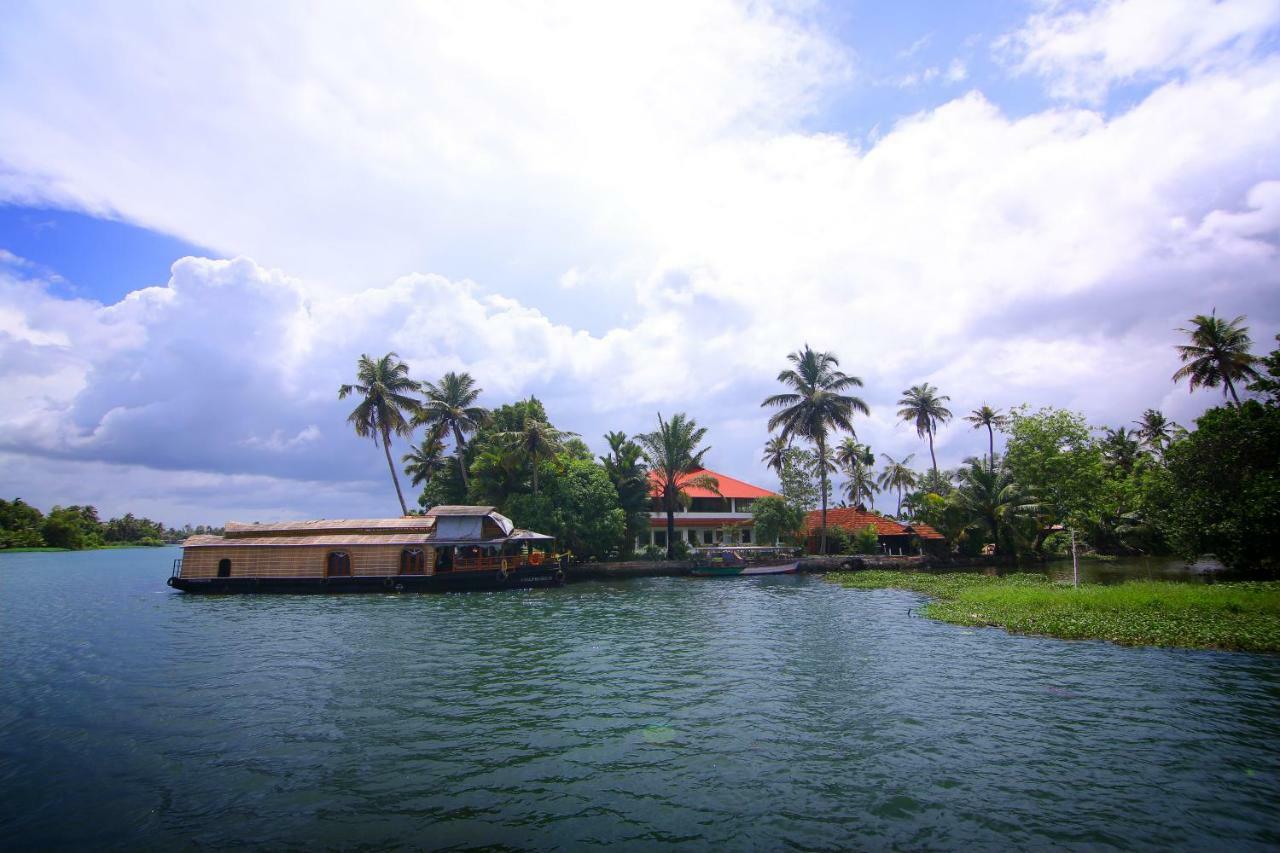 Alappuzha Green Palace Ayurveda Resort, Alleppey מראה חיצוני תמונה